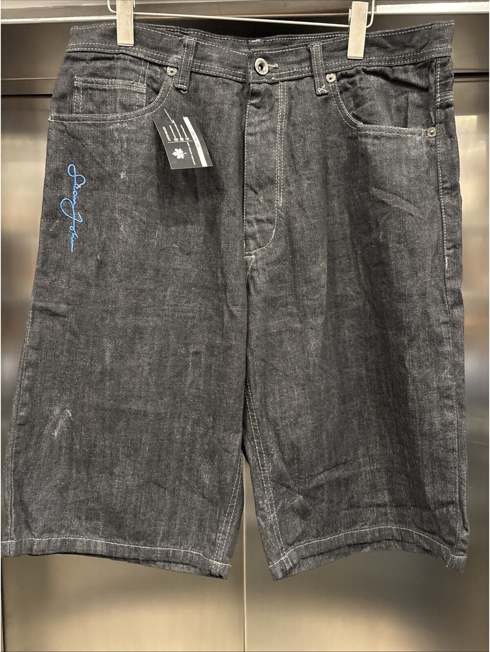 Vintage 00’s Men’s Sean Jean Baggy Size 36 Shorts